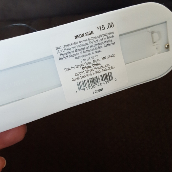 Star Neon Sign - Picture 7 of 8